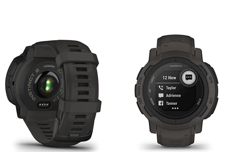 Man sieht die Garmin Instinct 2.